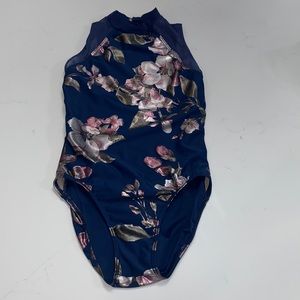 Floral print Balera Leo.